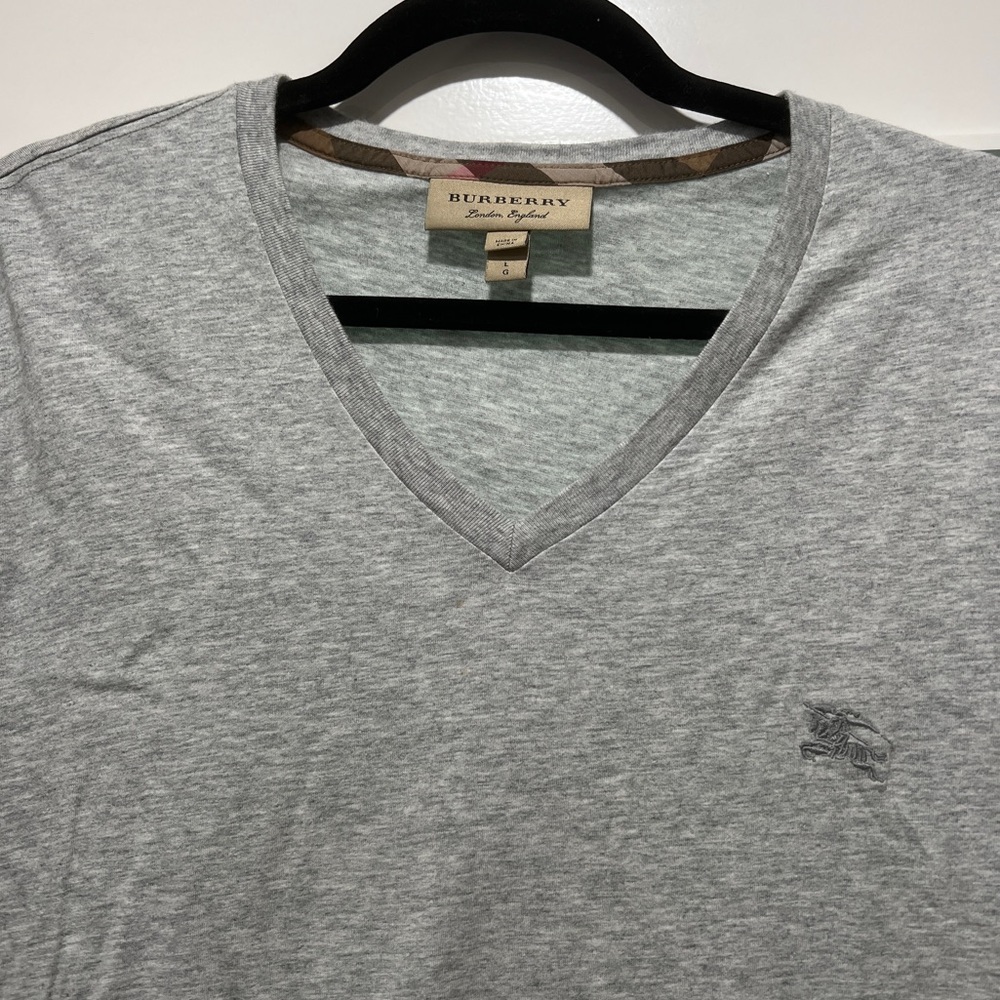 Burberry Men’s V-Neck Gray T-Shirt - Size Large